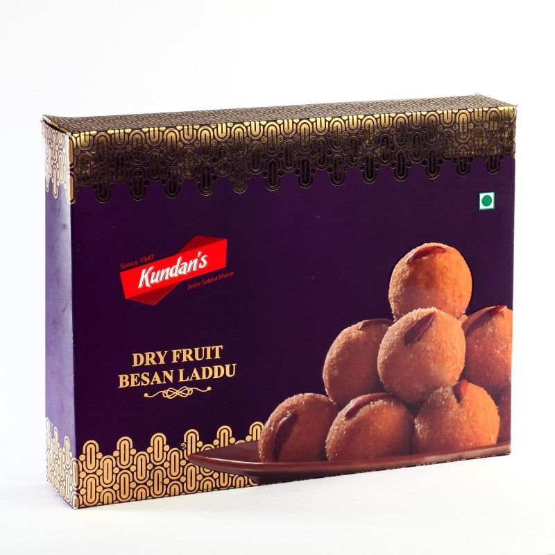 Dry Fruit Besan Laddu